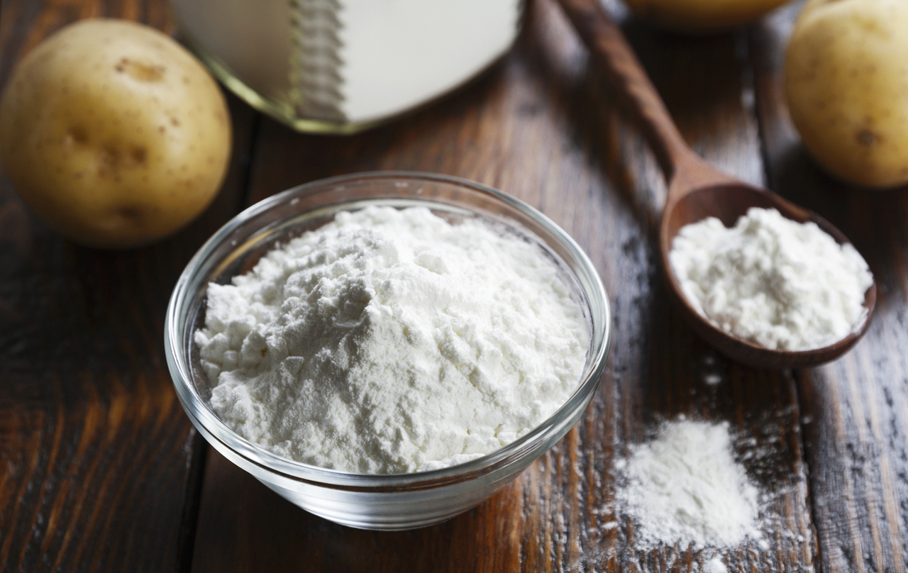 Două tone de amidon de cartofi, distruse de ANSA: conțineau OMG