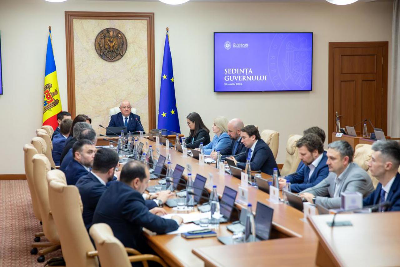 Mai multe femei la conducerea firmelor tranzacționate la Bursă: Guvernul introduce cote de reprezentare