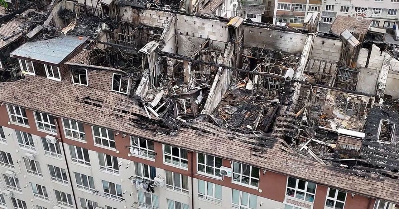 Дело о сгоревшей мансарде в Дурлештах: обыски прошли у главы компании, построившей здание