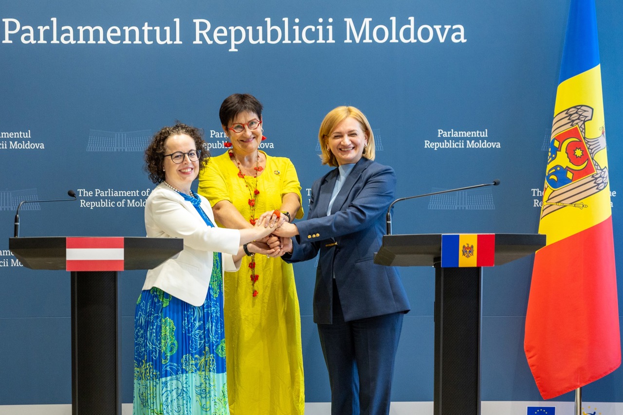 Legislatoare austriece, la Chișinău: „Extinderea UE nu este un act de caritate, ci o investiție strategică într-o Europă mai puternică”