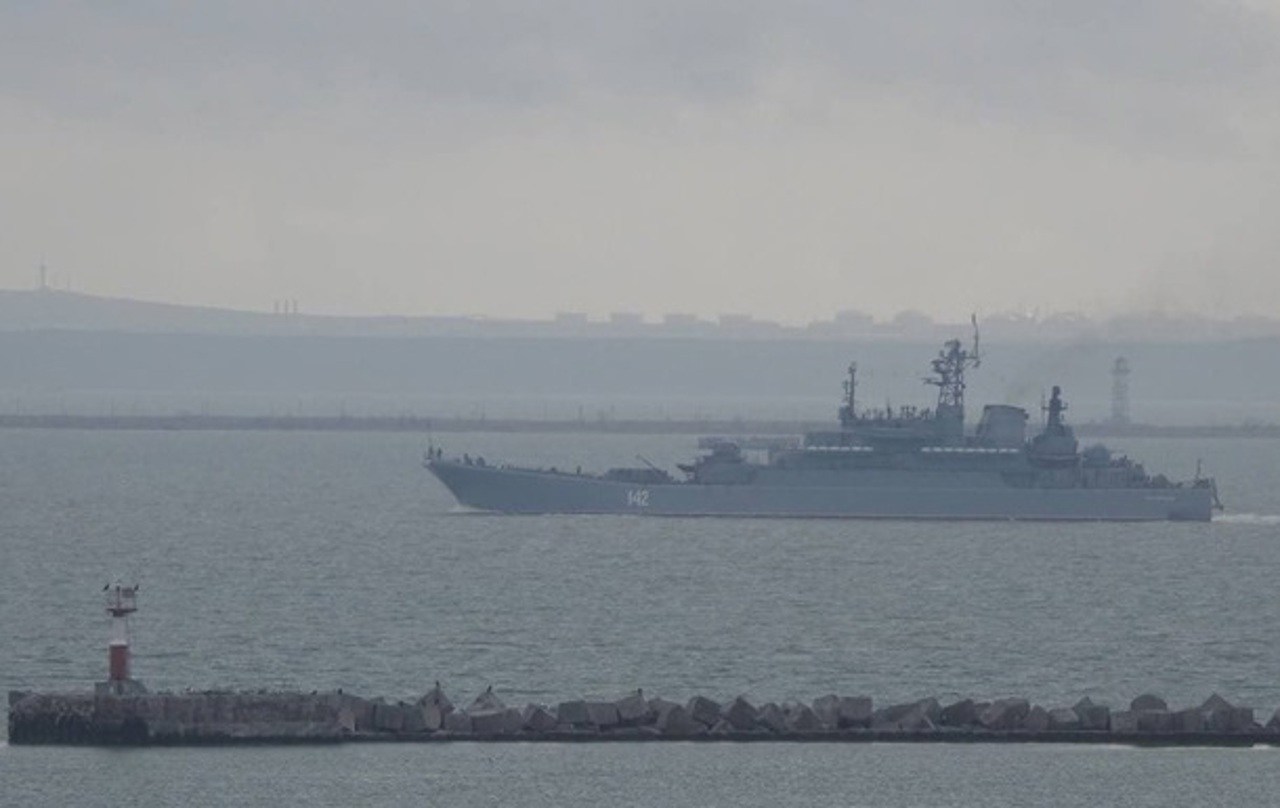 Спикер ВМС Украины: В Азовском море больше нет ни одного военного корабля России