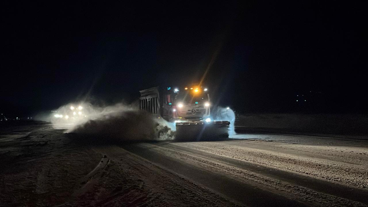 Toate drumurile naționale sunt deschise circulației. Se circulă în condiții de iarnă
