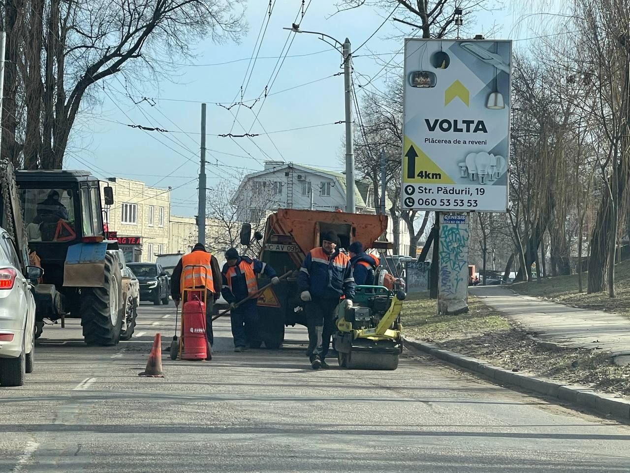 Trafic restricționat pe mai multe artere din Chișinău: blocaje pe str. Nicolae Testemițeanu și șos. Muncești