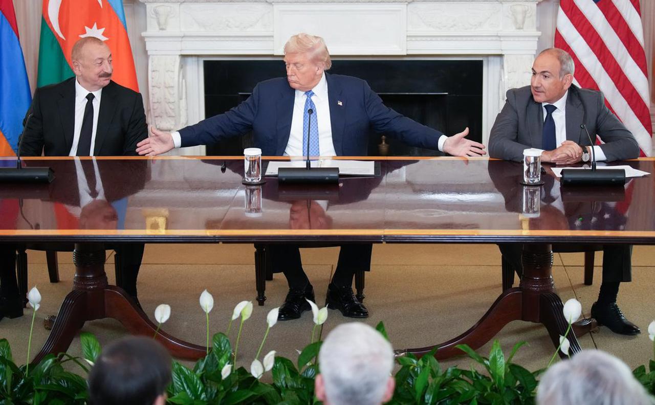 Trump hosts Armenia–Azerbaijan peace deal at White House