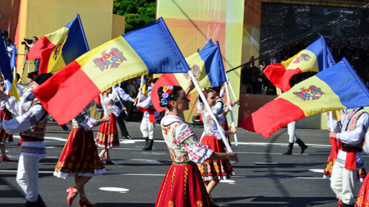 Moldova marks 35 years of Latin script and national revival