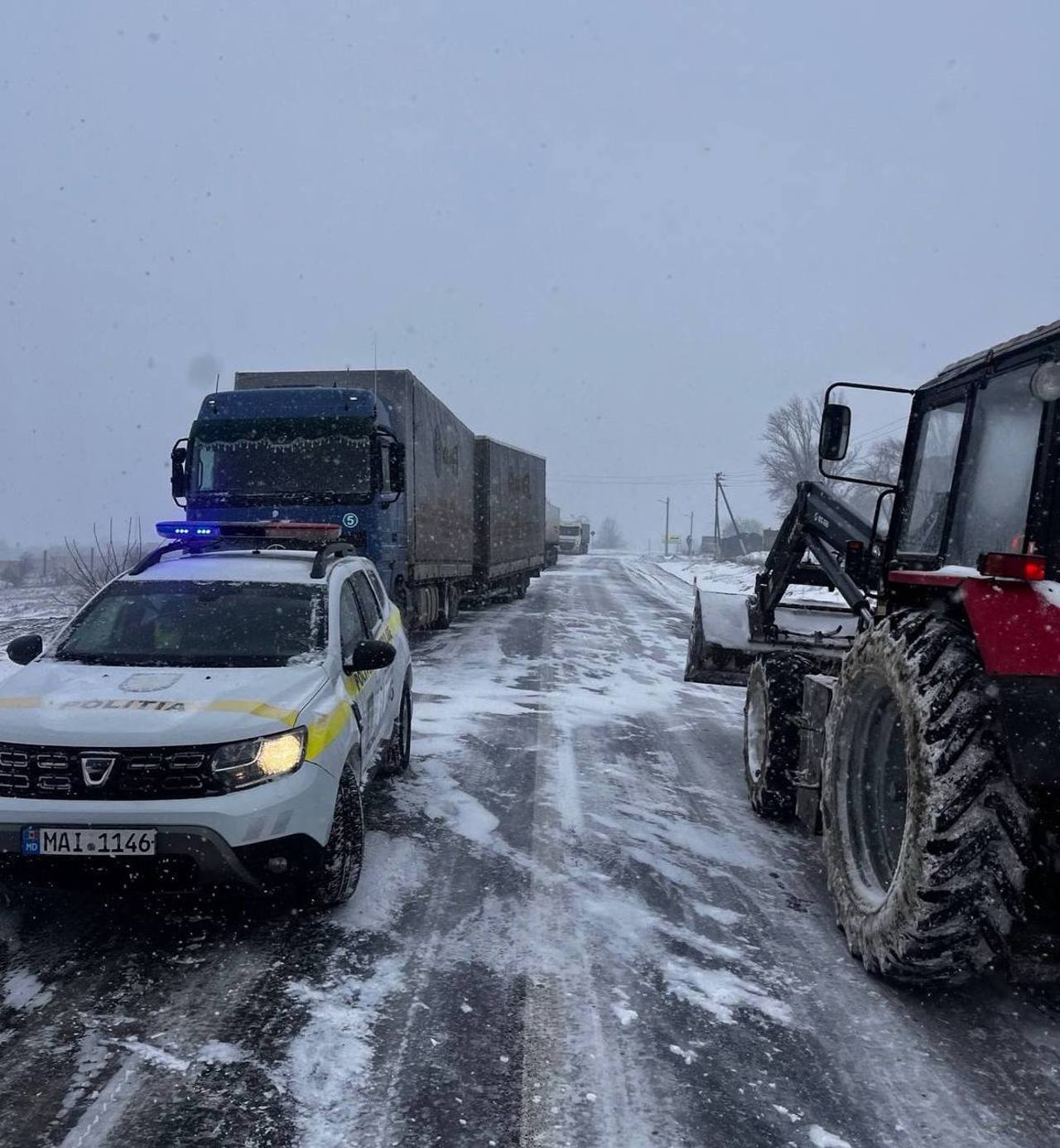 Ninsori și ghețuș | Circulația camioanelor, sistată temporar la Giurgiulești-Cahul și Palanca-Tudora din cauza condițiilor meteo dificile