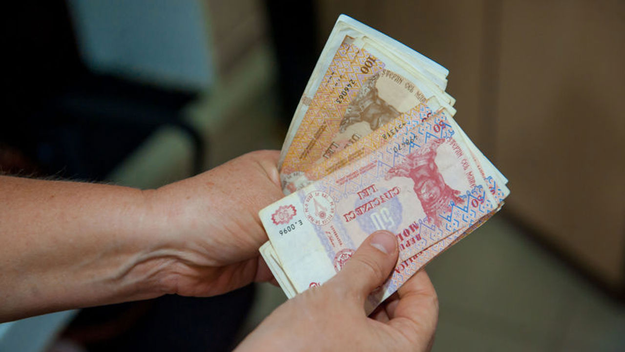 Правительство будет выплачивать пособия выпускникам художественных вузов, которые будут работать на территории