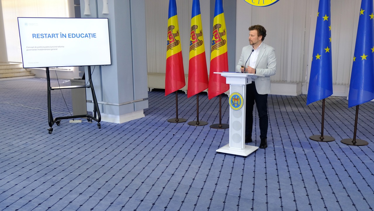 Școlile din întreaga republică, în subordinea MEC. Dan Perciun: „Să depășim situația când locul unde te-ai născut dictează șansele la educație” 