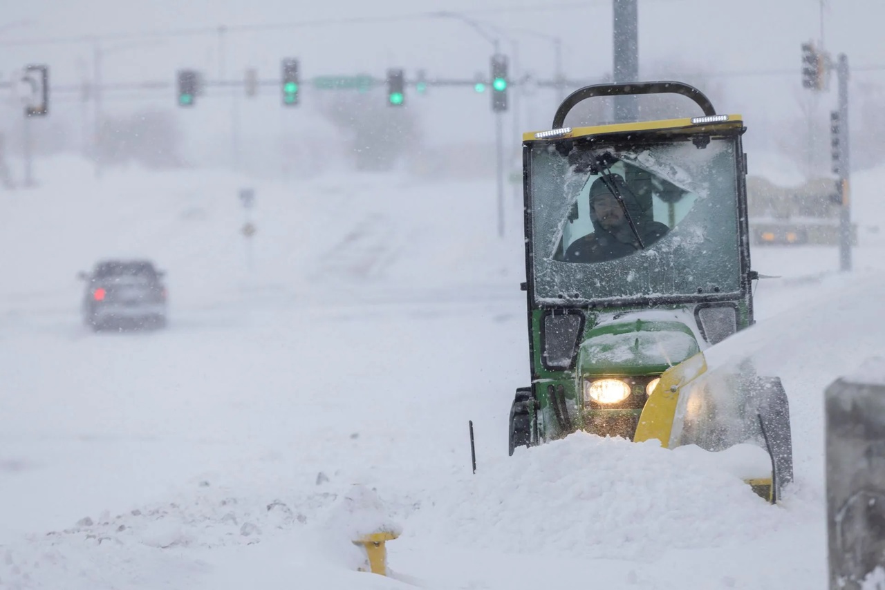 US weather blitz: Blizzards, floods, tornadoes