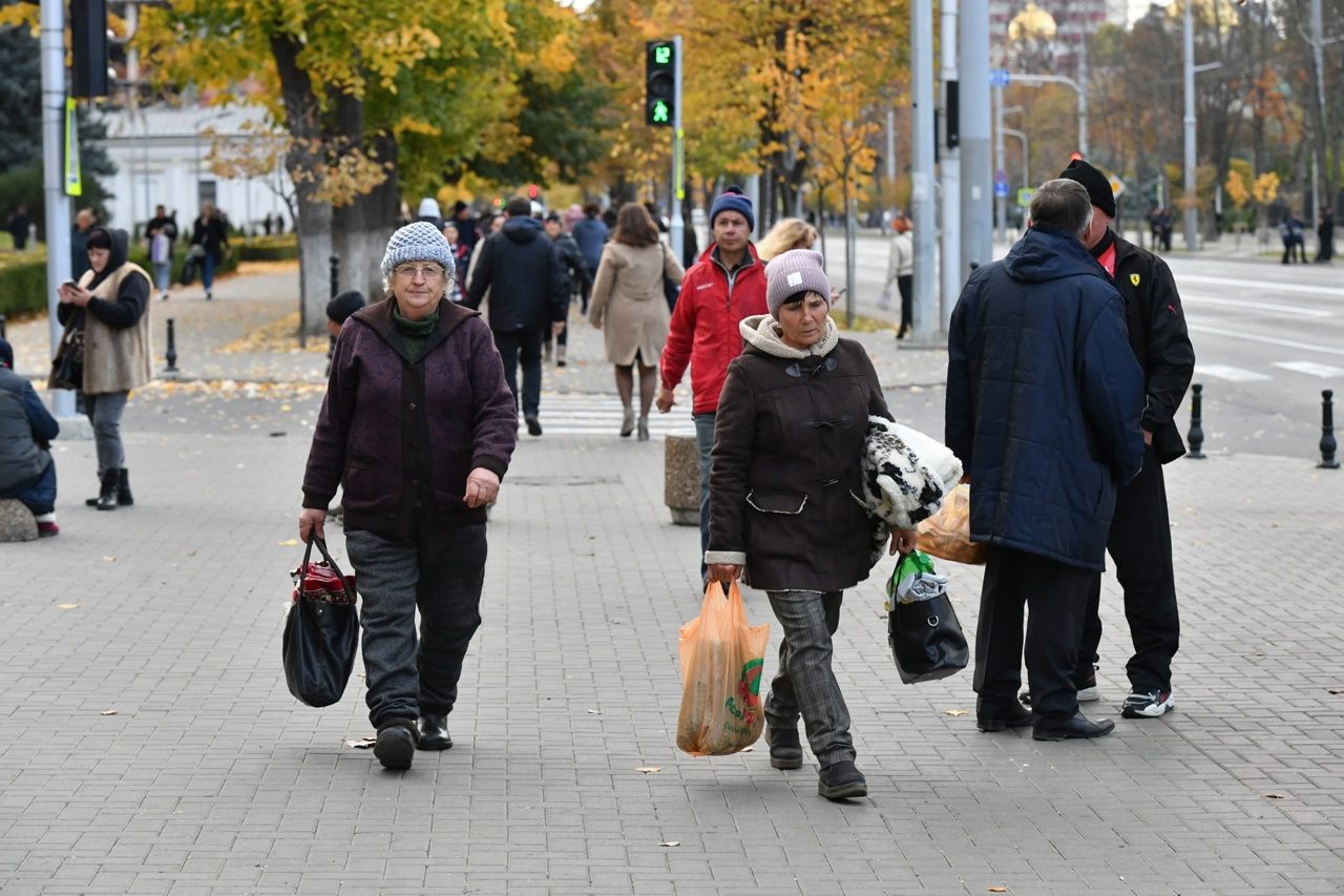 Moldova's Russian speakers increasingly support EU