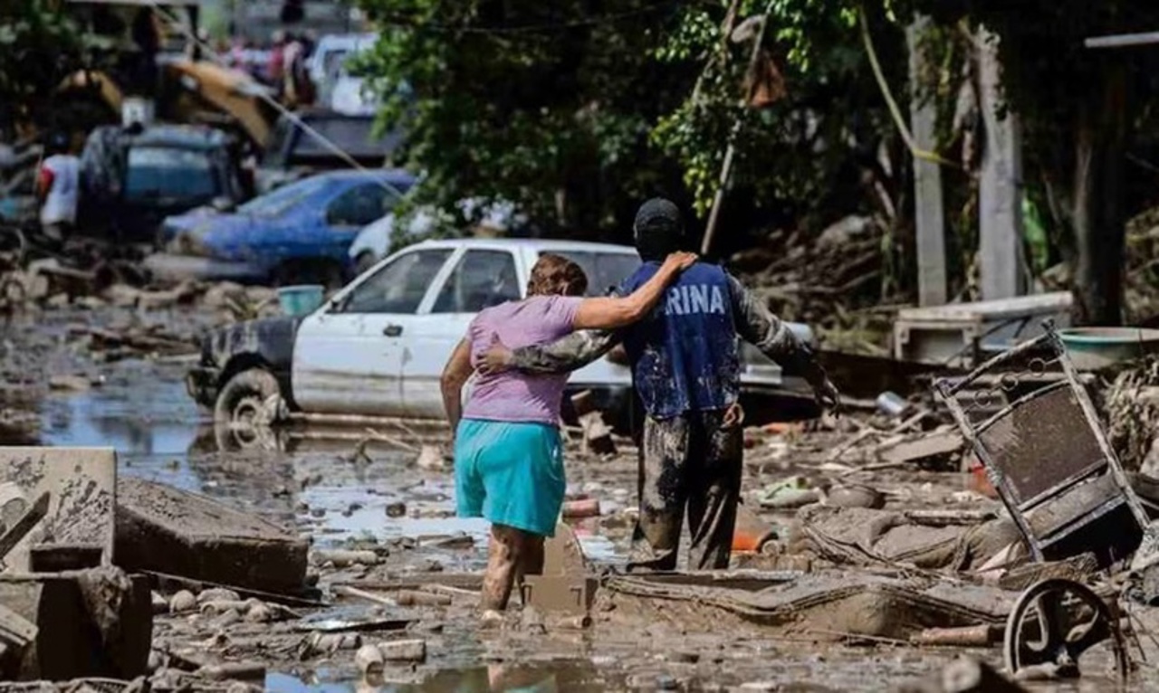 Mexico floods: Death toll rises to 64 as heavy rains hit