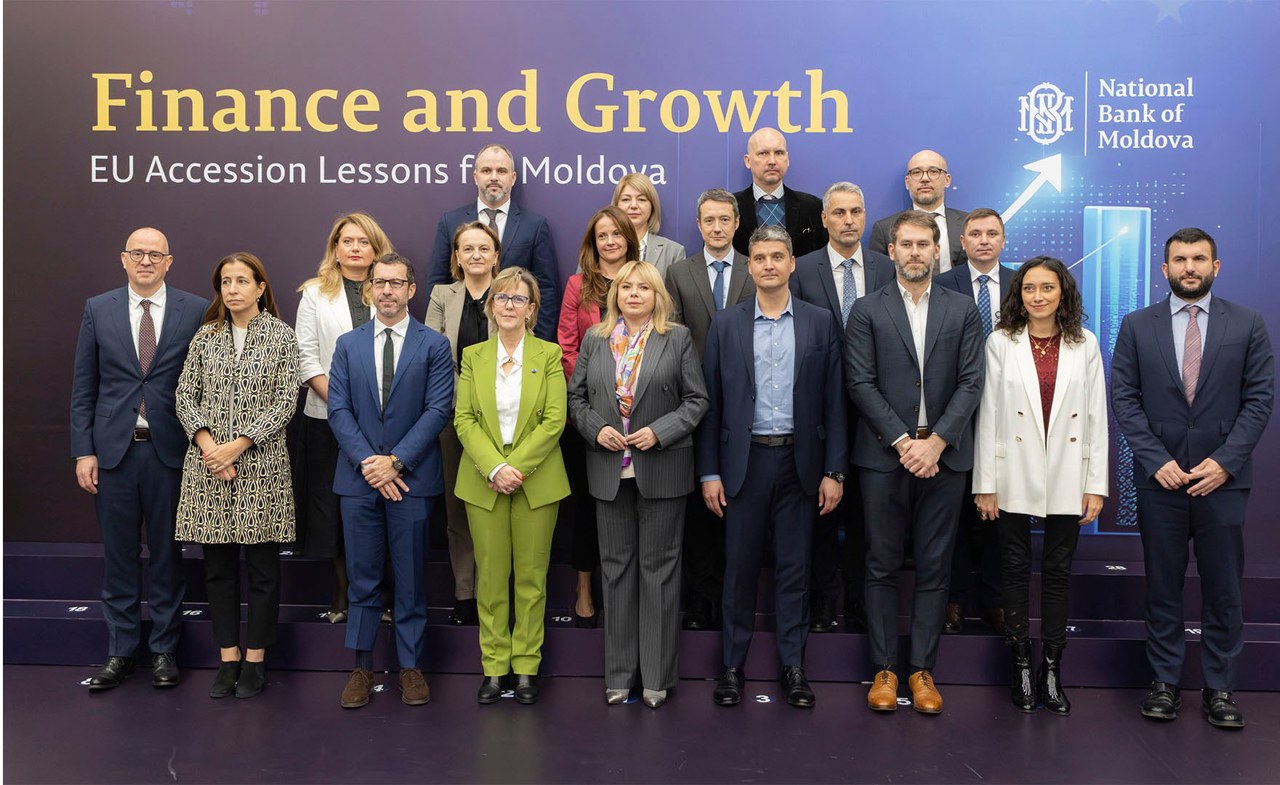 European Commissioner, in Chisinau: "Every reform and investment strengthens the economy and the place in Europe"