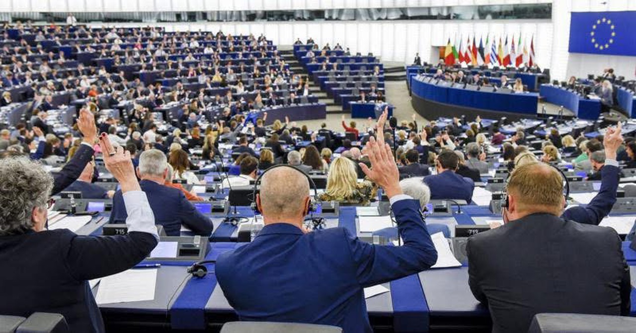 REZOLUȚIE | Parlamentul European cere dreptate pentru victimele civile ale războiului din Ucraina: „O încălcare a dreptului internațional” 