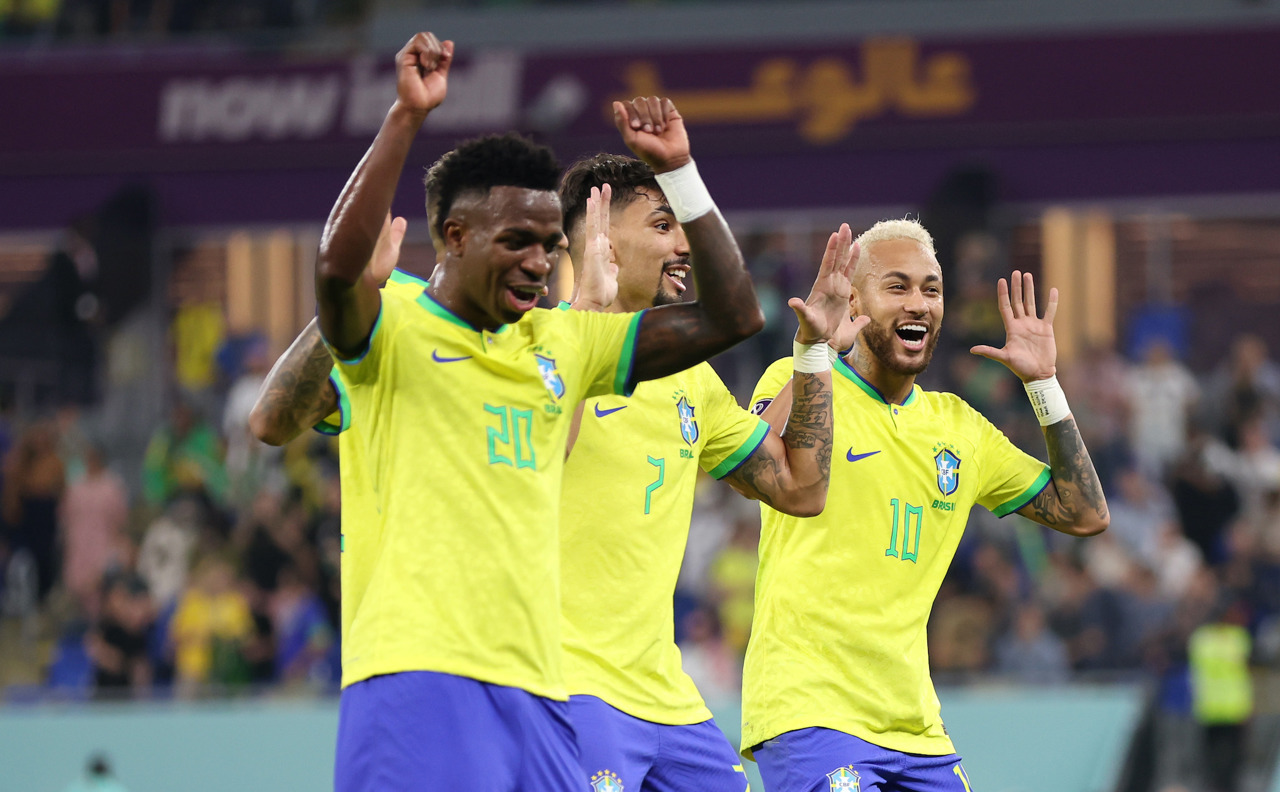 Brazil put on a show in the round of 16