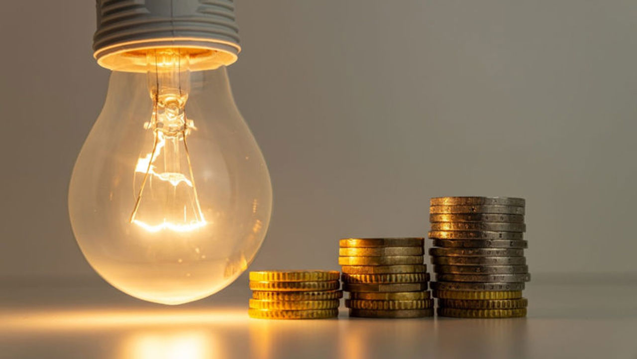 Antreprenorii vor primi compensații la energie până la finele anului 2025, nu doar până în martie