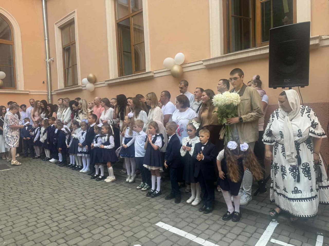 Corespondență de la Cernăuți // Războiul și migrația lasă clase tot mai goale în școlile românești din Bucovina