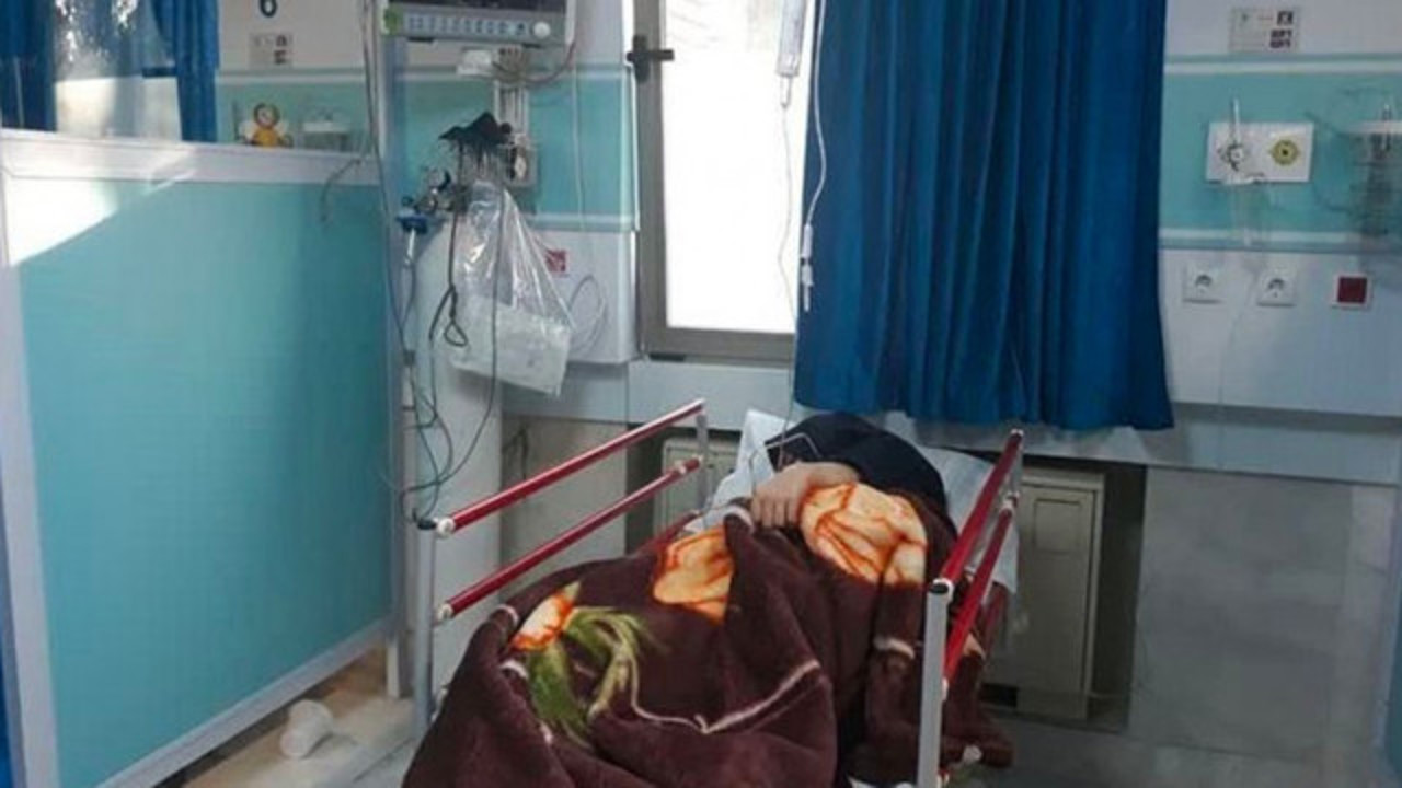 Iran: Peste o mie de fete au fost otrăvite cu gaz