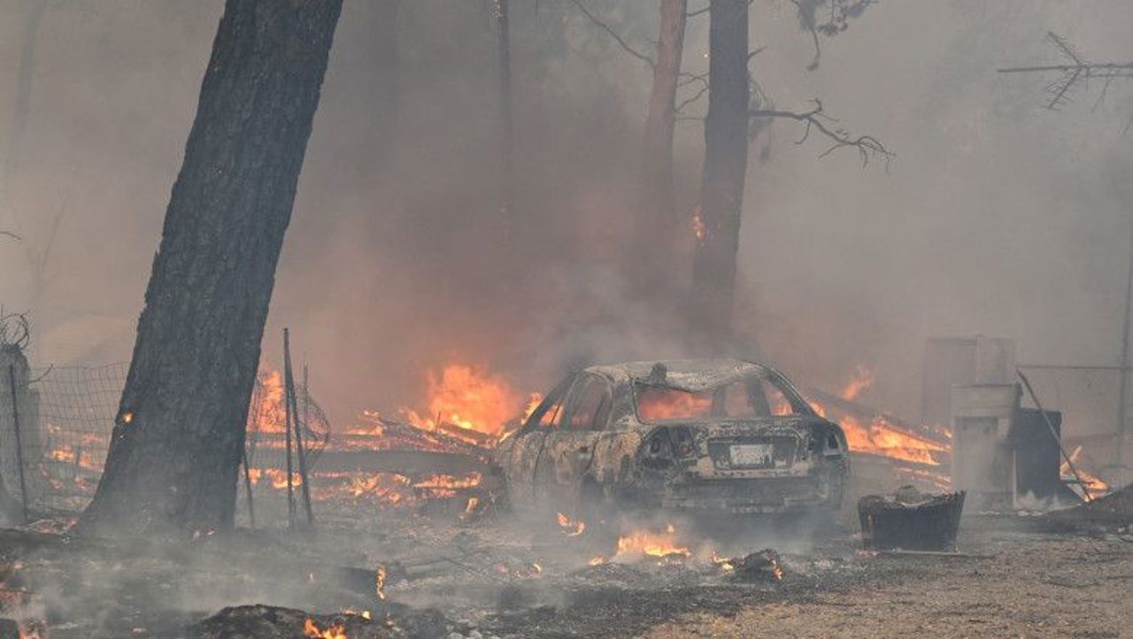 Thousands of people in California were evacuated because of the flames