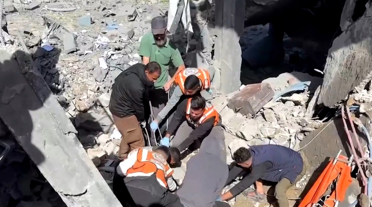 Atacuri intense în Fâșia Gaza: cel puțin 28 de morți, printre care șase copii