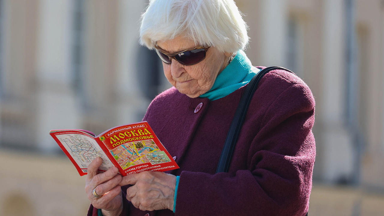 Navigația fără internet: Autoritățile ruse recomandă hărți, indicatoare și orientarea după soare