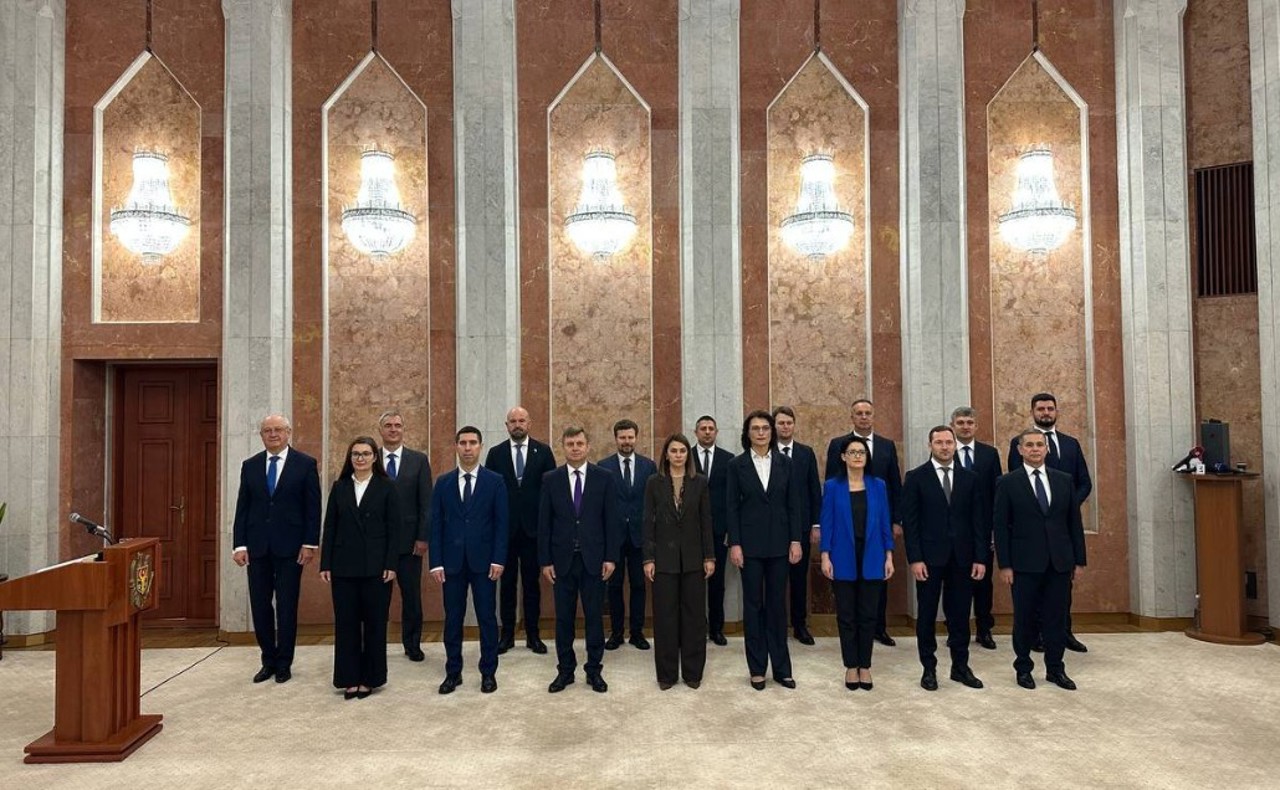 PM Munteanu will visit Romania and Brussels: new ministers target investments and 100,000 new jobs