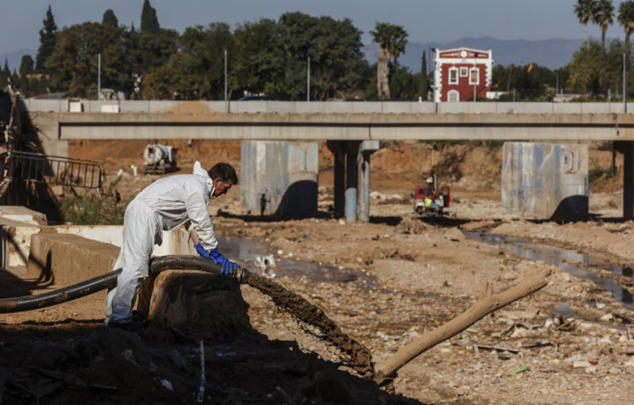 Spain's climate emergency measure: Paid leave and aid package