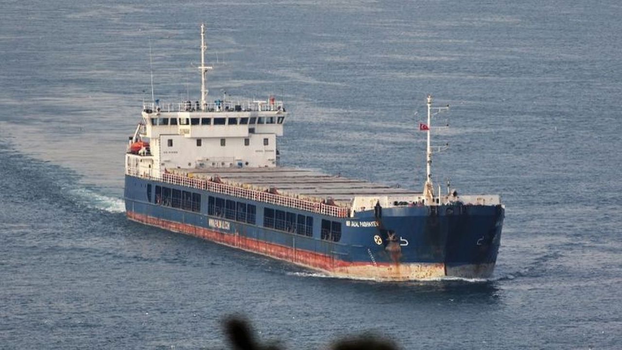 Atacuri în sudul Ucrainei și pe Marea Neagră. Un om a murit după ce o dronă a țintit o navă în apele României