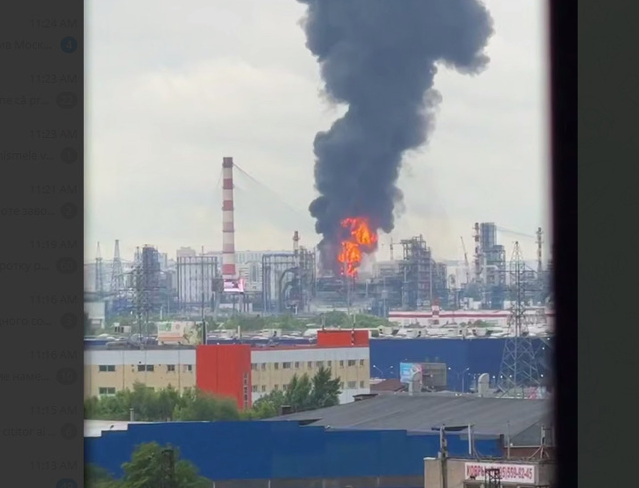 Rafinărie din Moscova, lovită de drone ucrainene. Zelenski: „Este un răspuns la atacurile Rusiei”