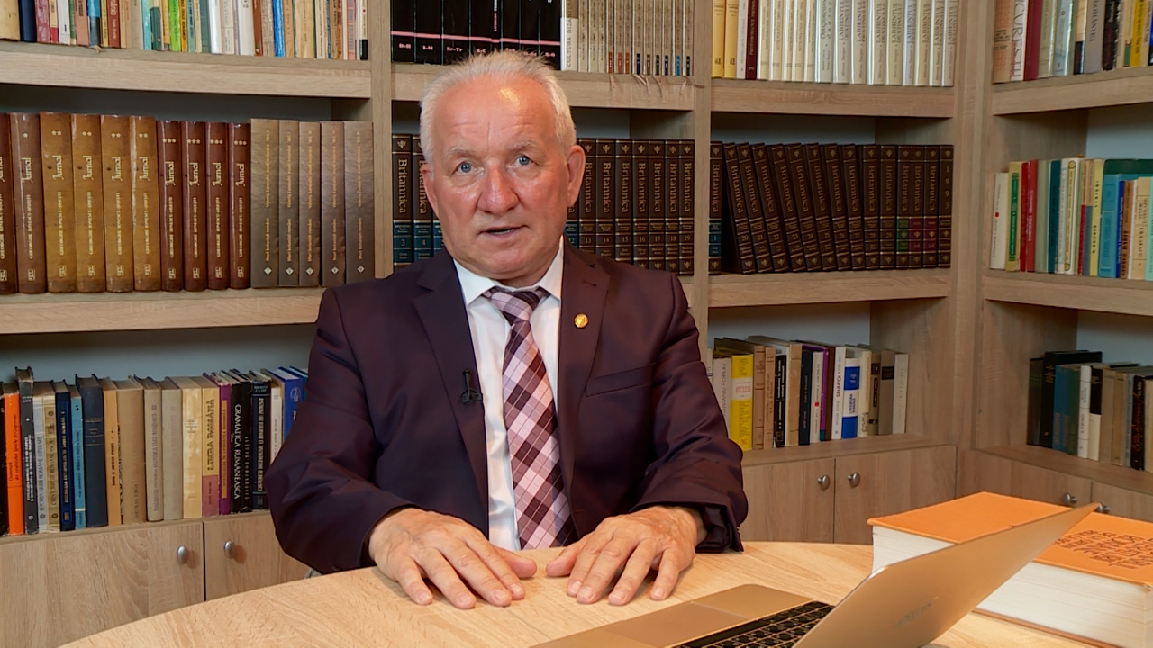 „Țara suntem noi” // Ion Gagim, profesor universitar: „Nu există o societate liberă cu oameni neliberi”