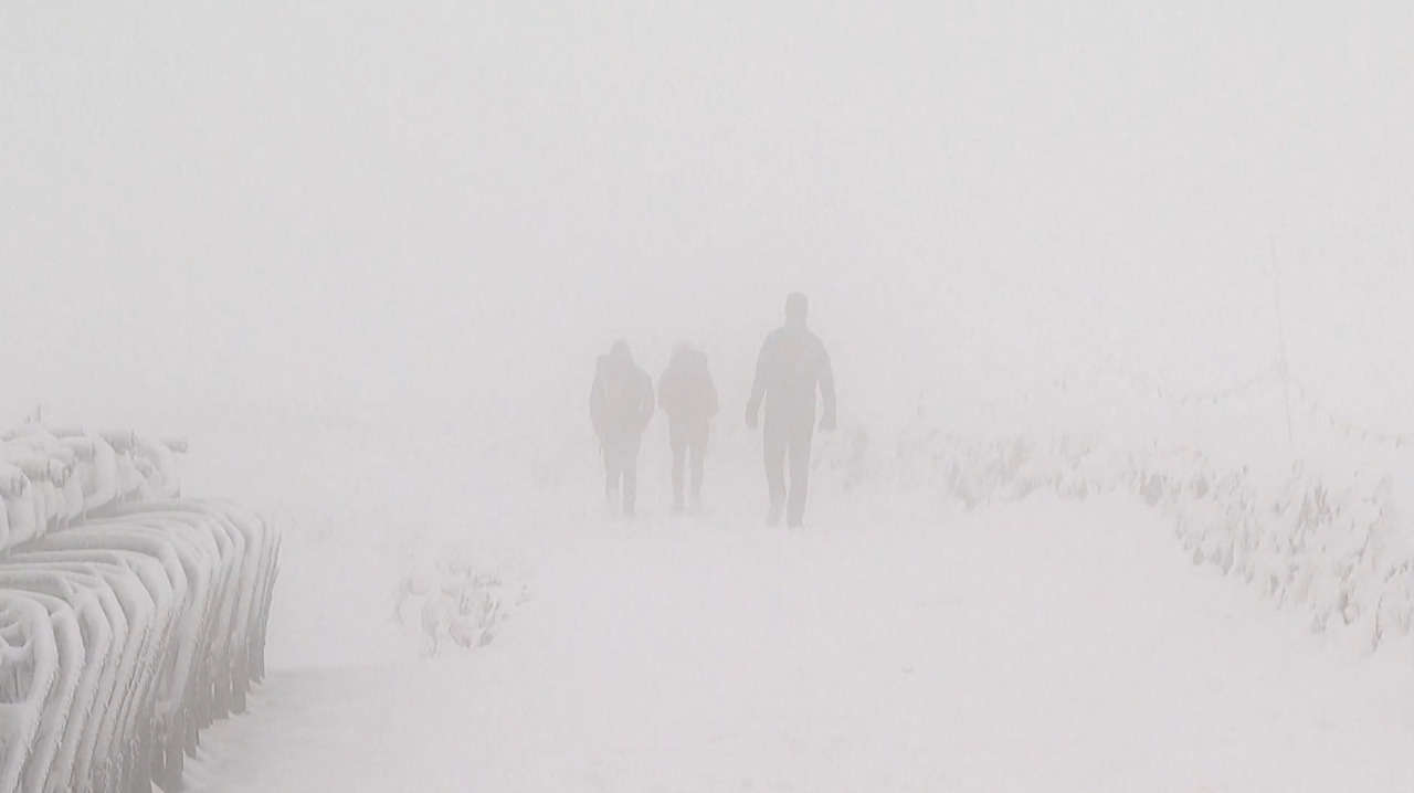 Prima ninsoare în zone montane din România, Ucraina și Polonia