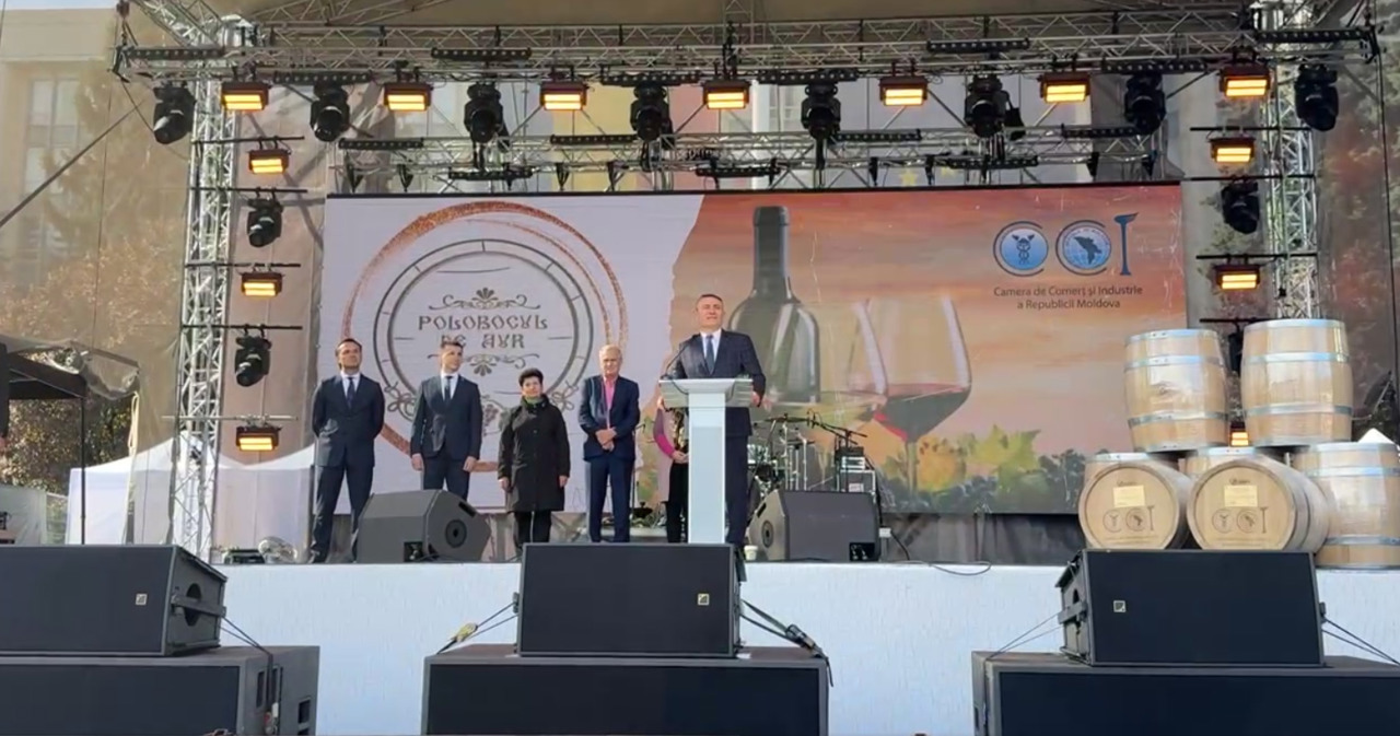 National Wine Day: Top homemade winemakers honored at “Golden Barrel 2024”