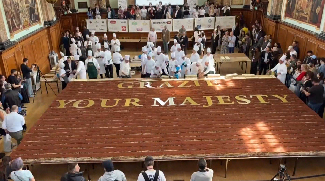 Record dulce la Londra: Cel mai mare tiramisu din lume a depășit 440 de metri