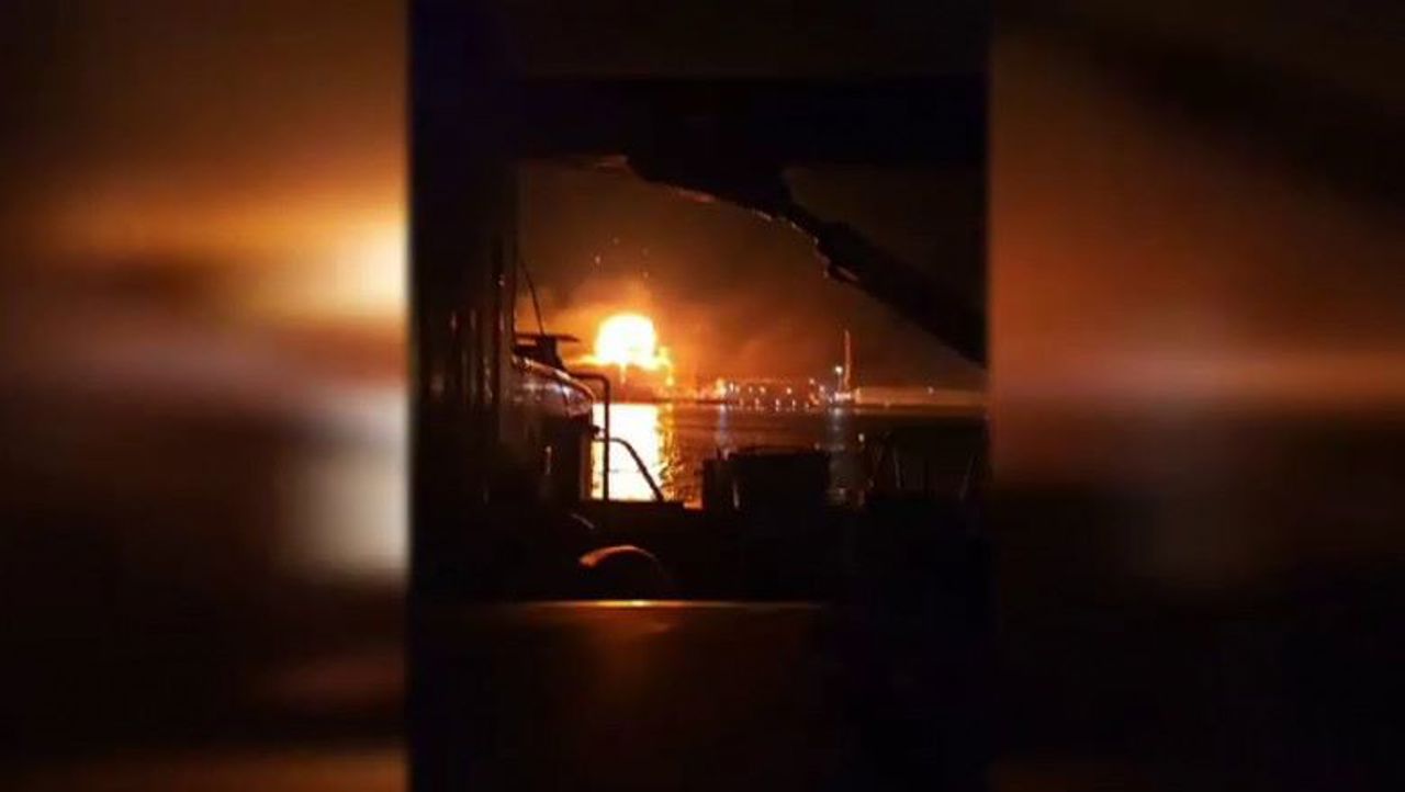 Explozii puternice la doar câteva sute de metri de granița cu Republica Moldova și România. Rusia a atacat porturile ucrainene de pe Dunăre, Reni și Ismail