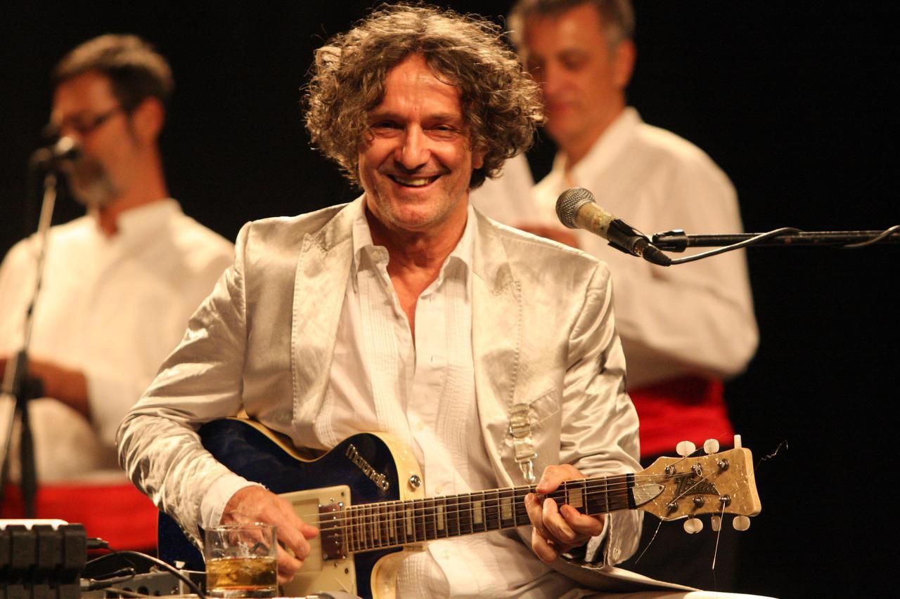 Pro-Russian singer Goran Bregovic denied entry to Moldova