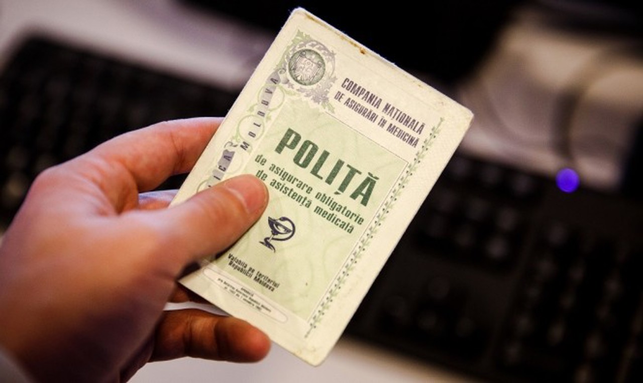 Reduceri substanțiale pentru primele de asigurare medicală, dacă sunt achitate până pe 31 martie 2026