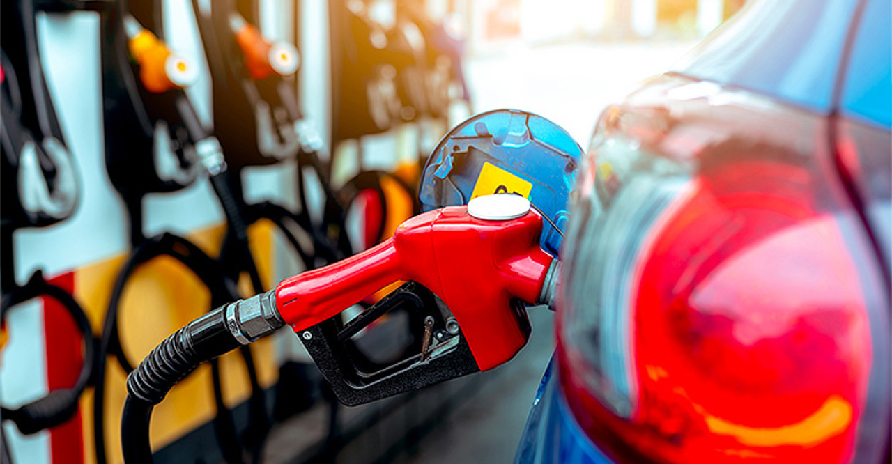 Benzina și motorina se scumpesc în R. Moldova. Explicațiile ANRE