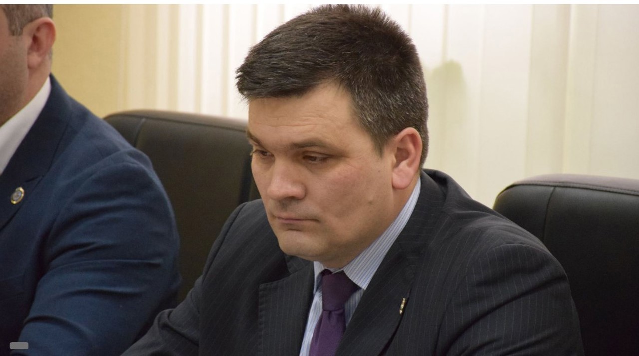 Глава офиса Интерпола в Молдове Виорел Центиу останется под арестом