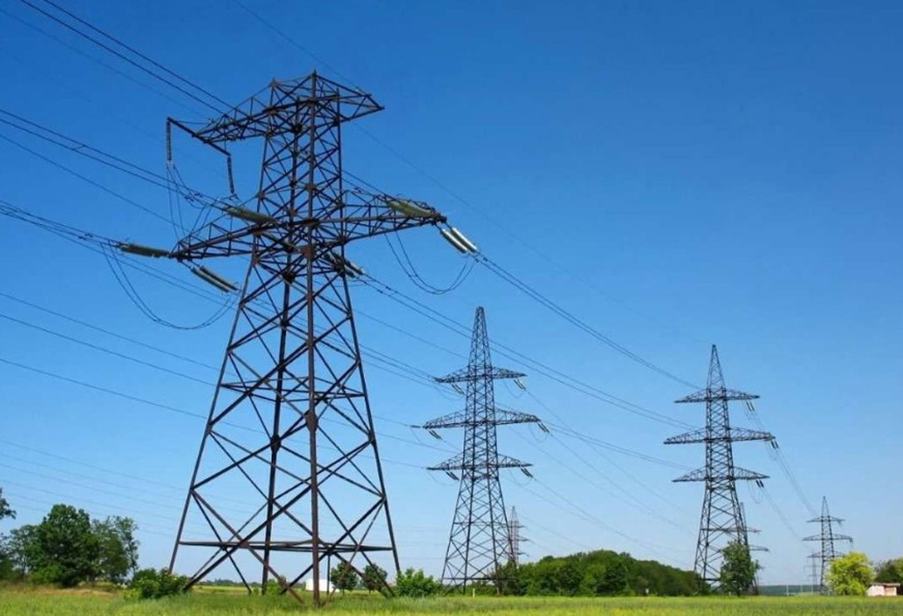 Linia electrică „Trump Liberty Line”, declarată de utilitate publică. Derogări pentru accelerarea construcției și despăgubiri pentru proprietarii de terenuri