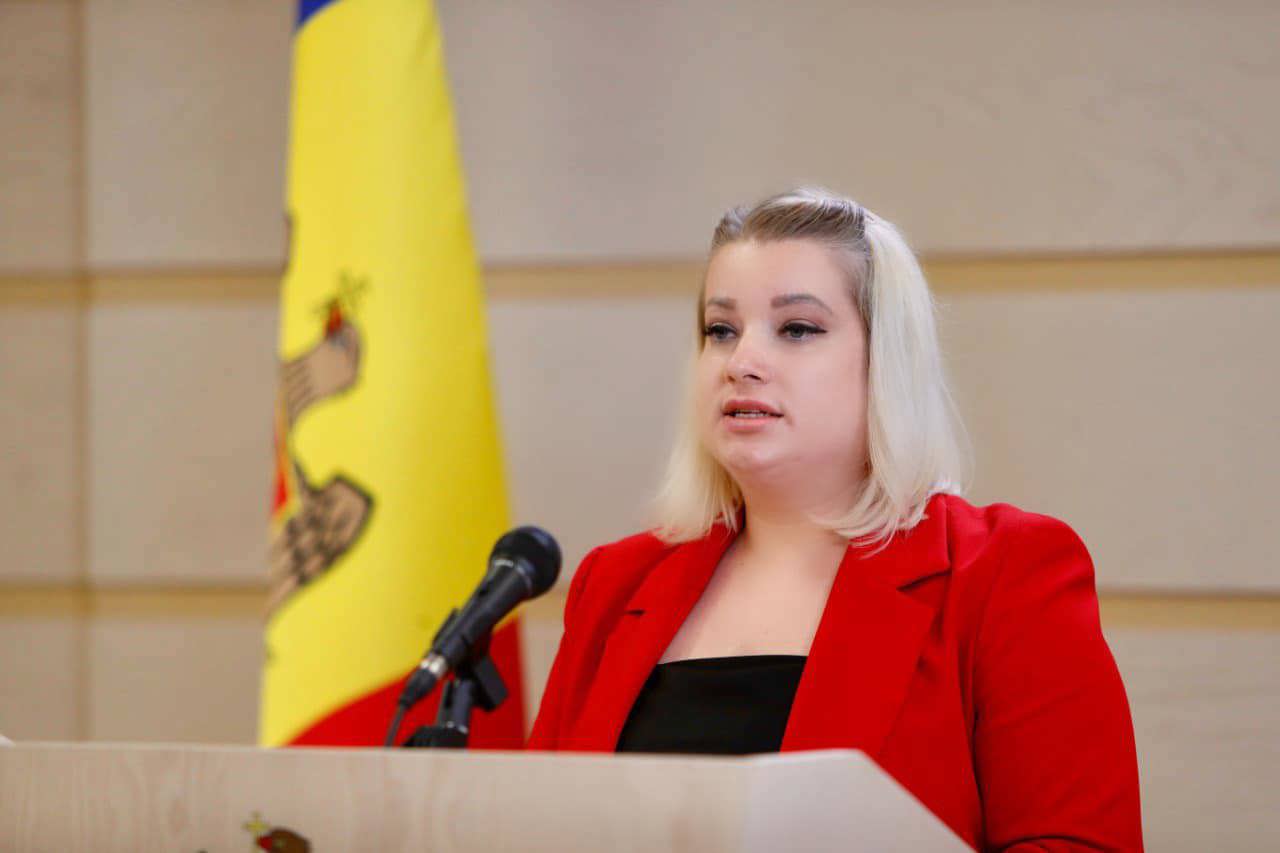 Diana Caraman, candidată PCRM la funcția de primar al capitalei, se va adresa misiunilor diplomatice considerând că e discriminată pe criteriu lingvistic