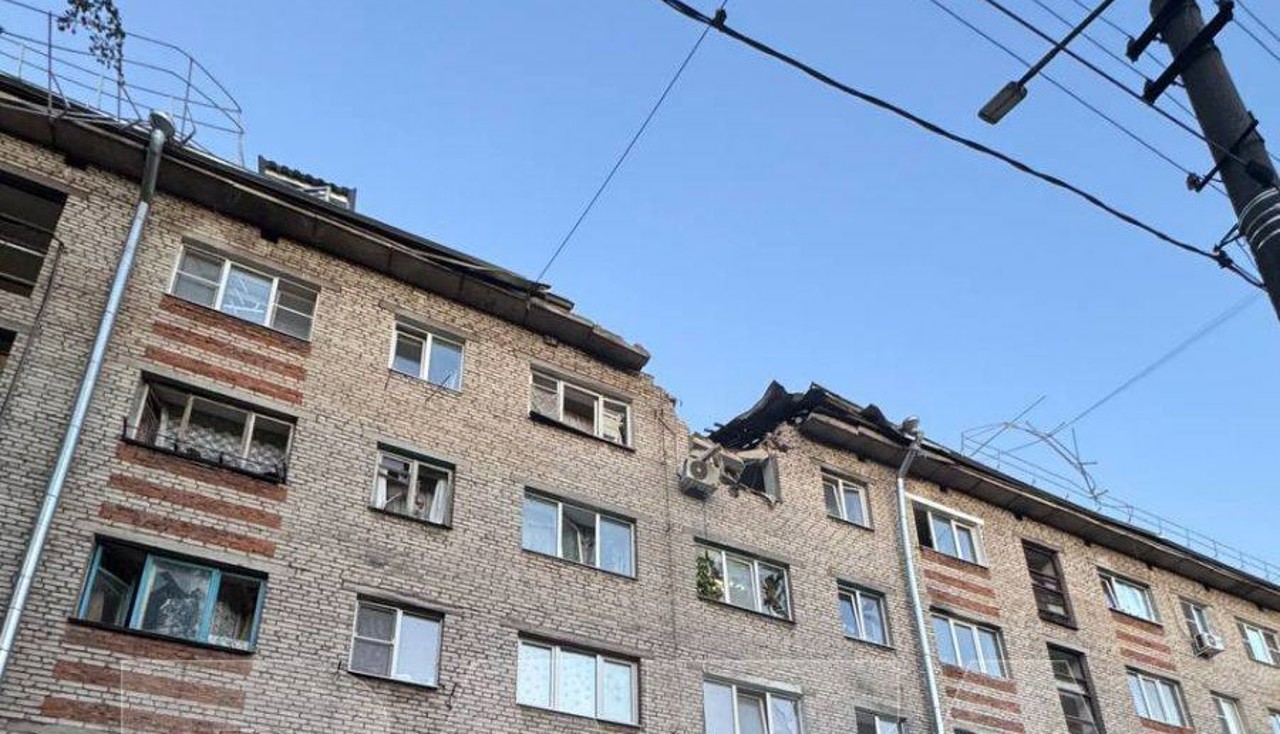 Украинские дроны вторые сутки массировано атакуют регионы России