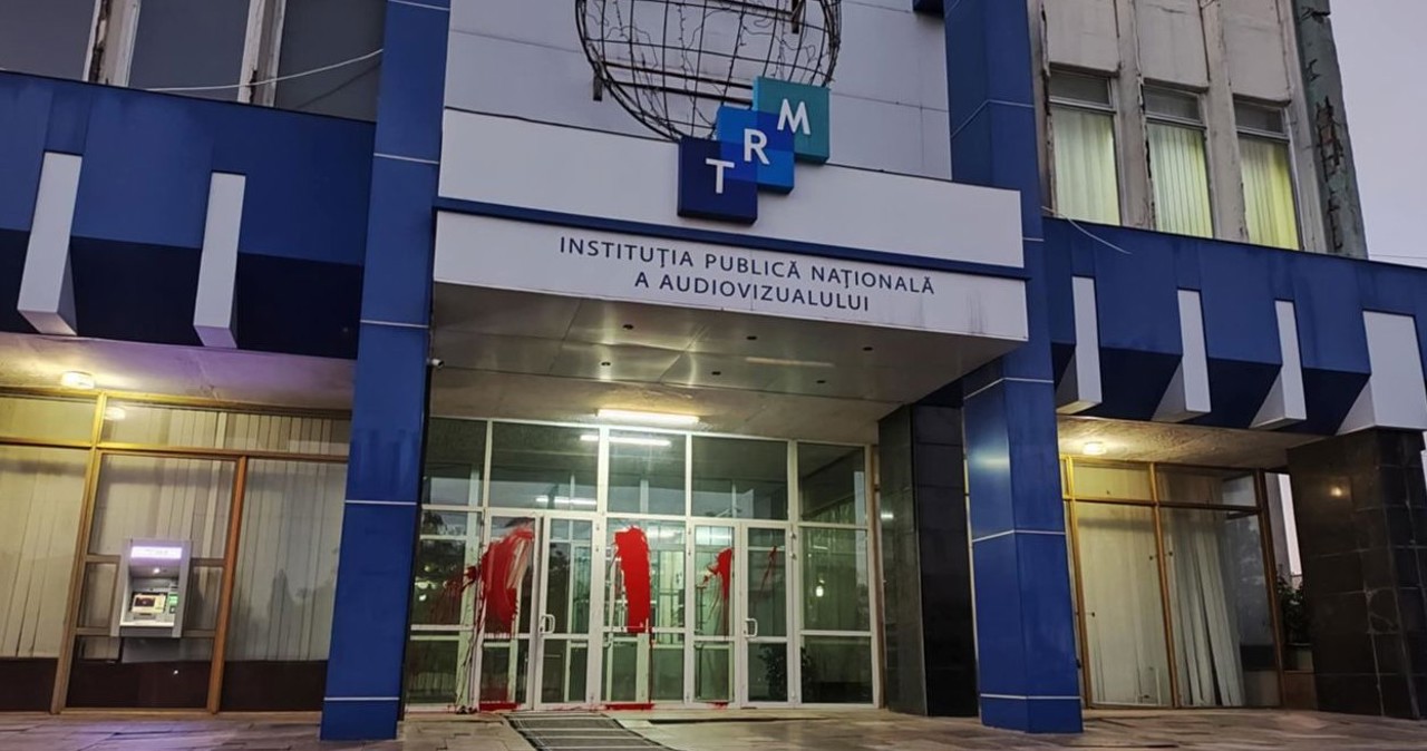 ONG-urile de media cer organelor de drept să investigheze „prompt și eficient” cazul de vandalizare a sediului TRM