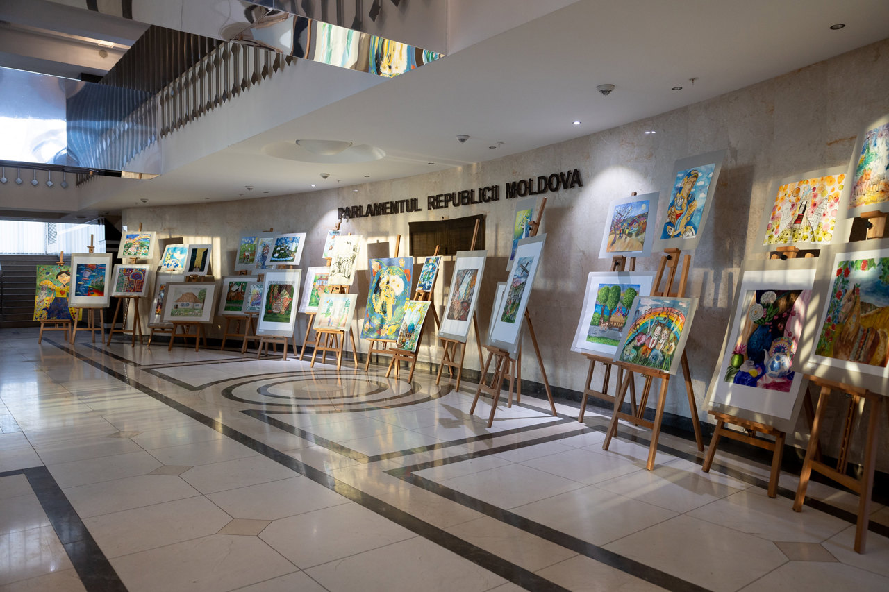 Two years since the Russian invasion of Ukraine // Parliament hosts an exhibition of children's drawings dedicated to peace