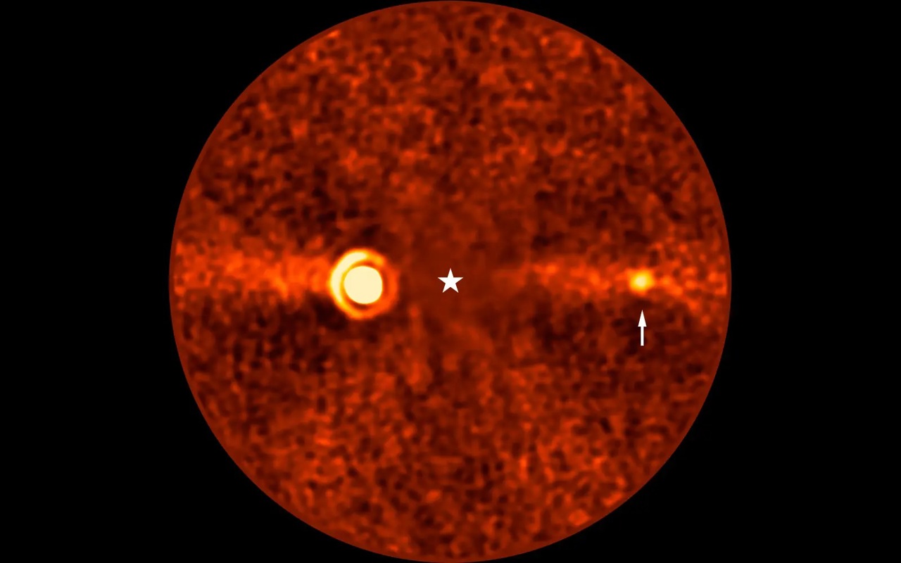 JWST discovers new exoplanet Beta Pictoris d via Atmosphere