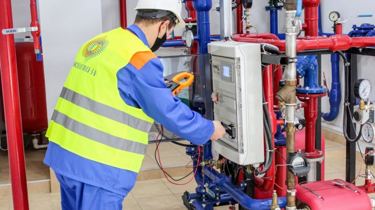 Tariful la energia termică produsă de Termoelectrica ar putea fi redus cu aproximativ 700 de lei