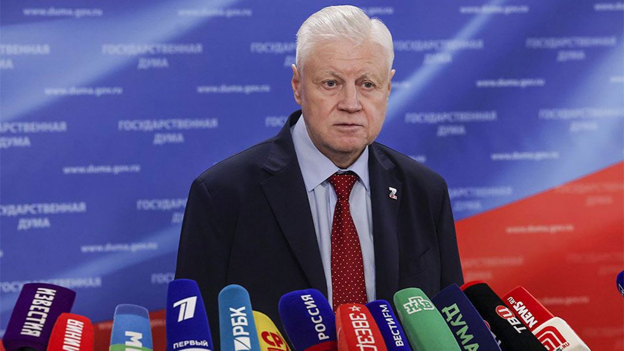 „Ce faceți, idioților?”: Serghei Mironov atacă autoritățile pentru „încetinirea” Telegram în Rusia