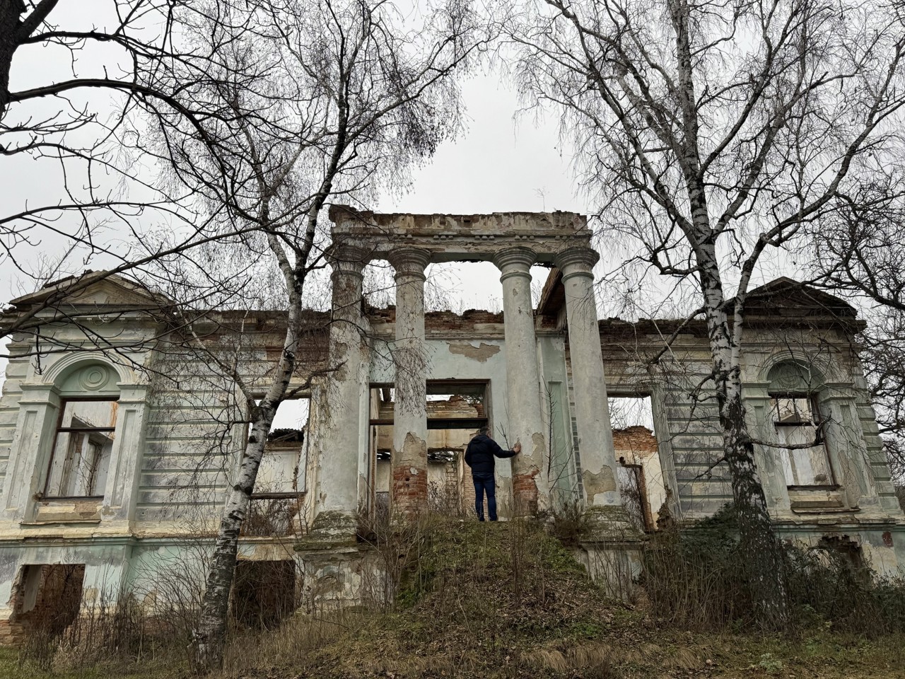 Minister of Culture warns: Ciolac-Malski Mansion deteriorates year by year
