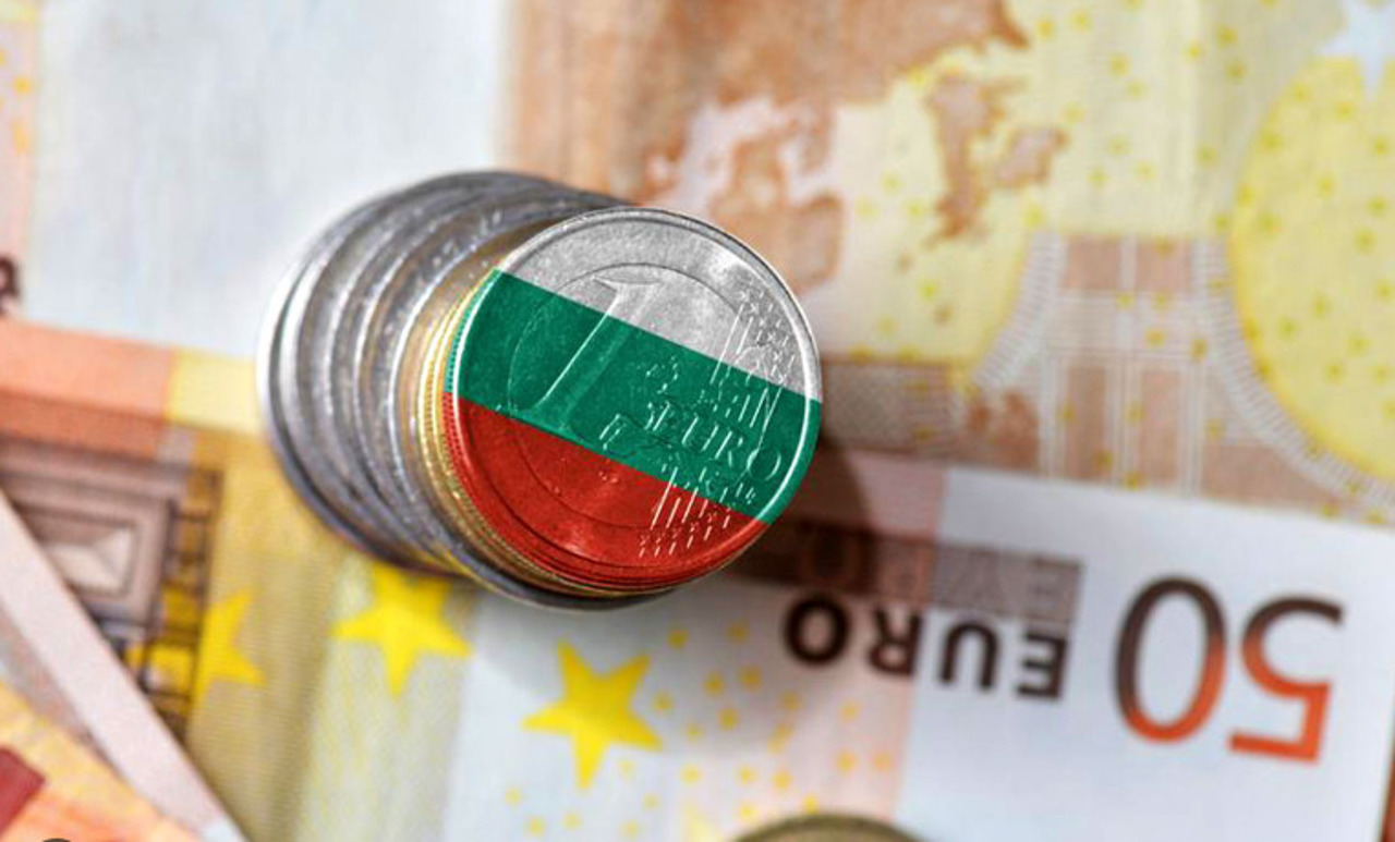 Bulgaria încheie perioada de afișare duală a prețurilor în leva și euro