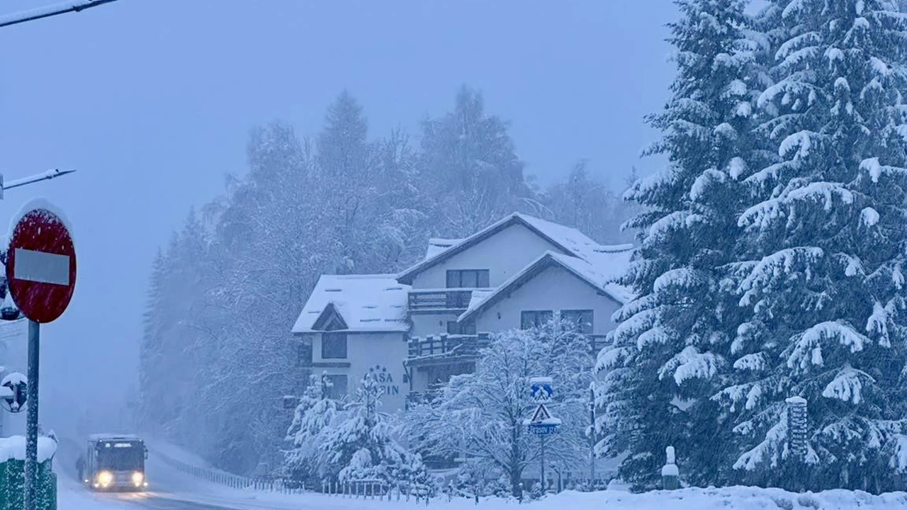 Iarna a revenit în forță în România. Județele Brașov, Argeș și Gorj, afectate de ninsori