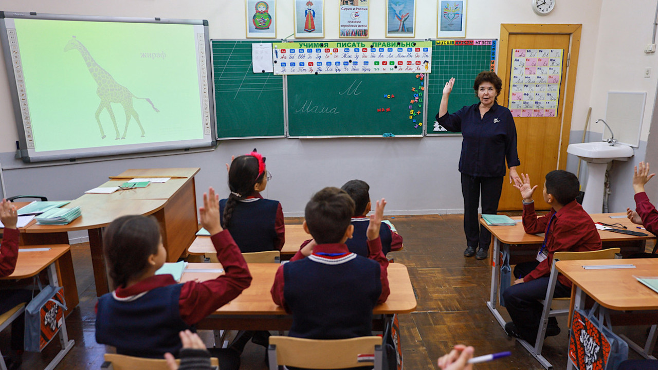 Moldova struggles with teacher shortage as 25% of staff reach retirement age