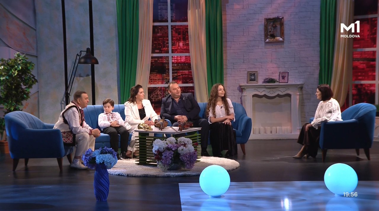 O seară în familie // 24.10.2026